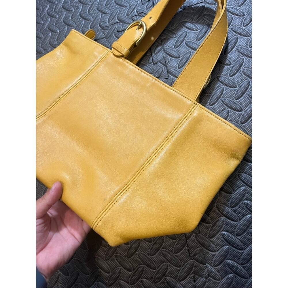 Vintage Coach SOHO Waverly Buckle Bag Leather 4133 Yellow Chamois Hand Bag - Picture 6 of 14